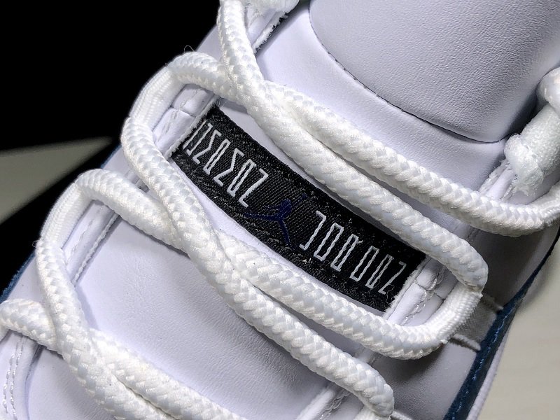 Air Jordan 11 Low(CD6846-102)